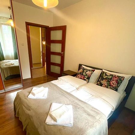 Apartamenty Na Ogrodowa Varşova Dış mekan fotoğraf